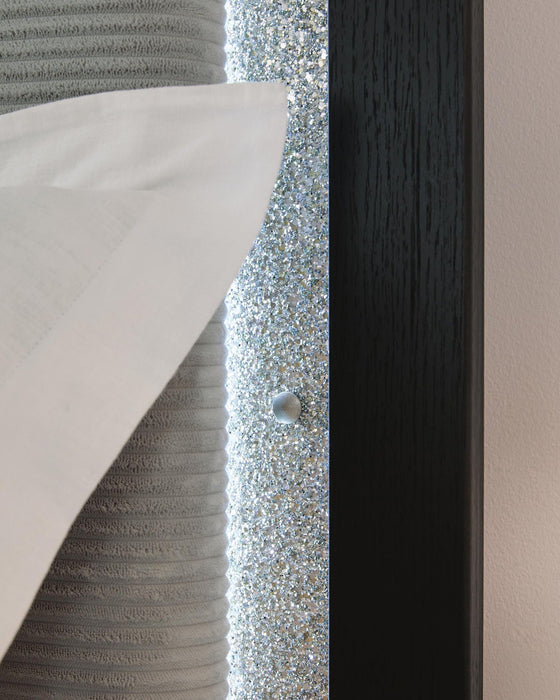 Maeling - Upholstered Panel Headboard