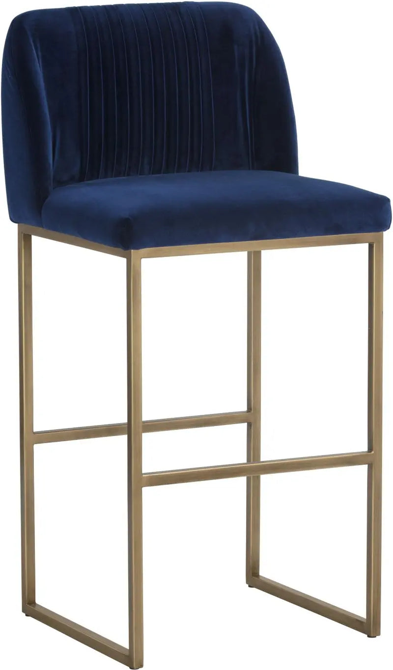 Nevin Barstool