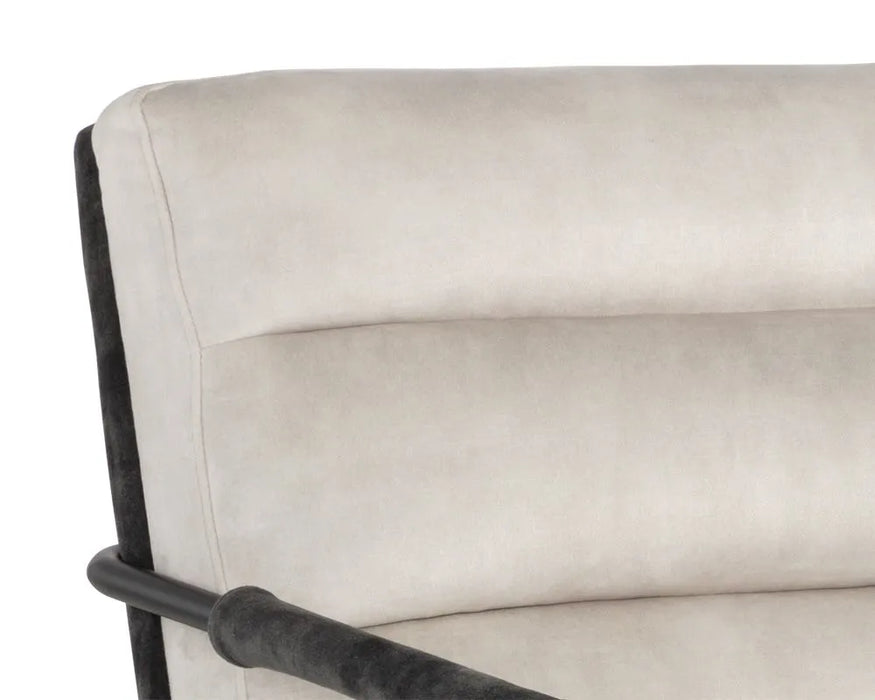 Tristen Lounge Chair