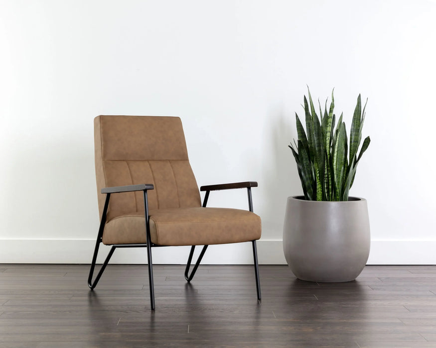 Coelho Lounge Chair