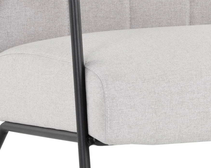 Coelho Lounge Chair