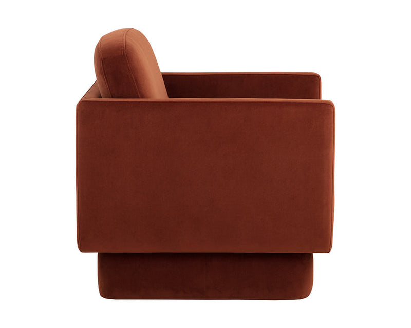Everton Lounge Chair