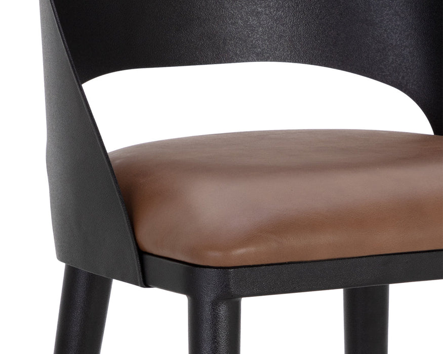 Dezirae Barstool
