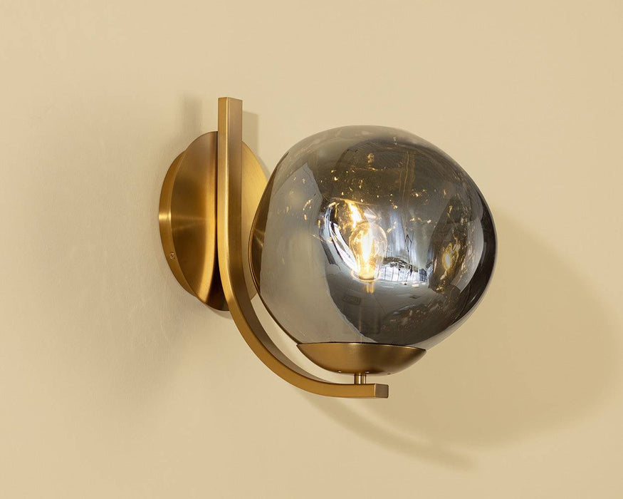 Dionis Sconce