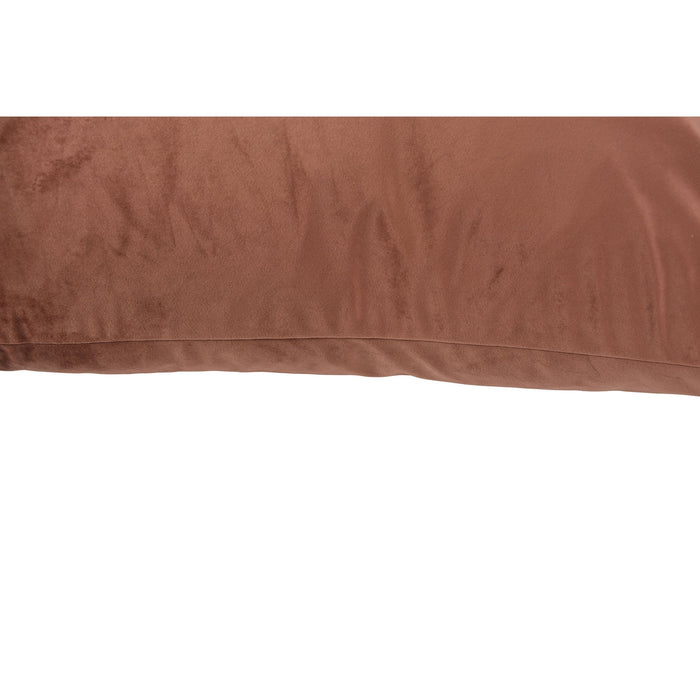 Claudia Pillow