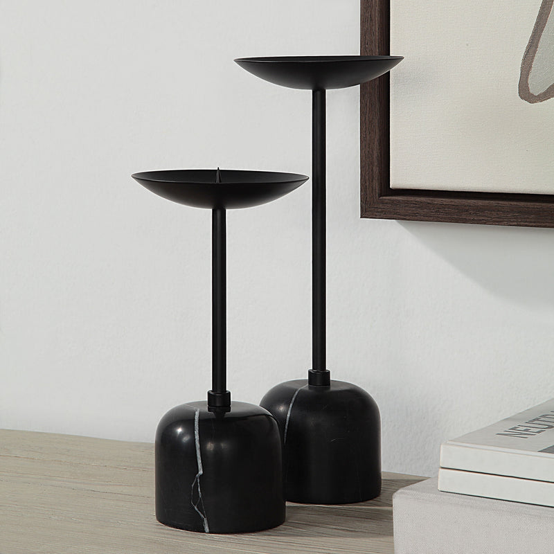 Uma Candle Holder