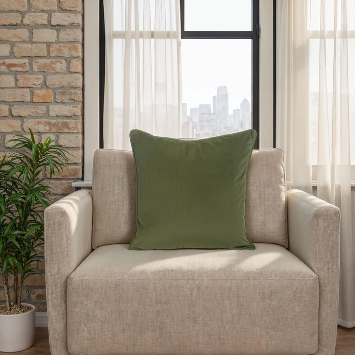 Fora Pillow
