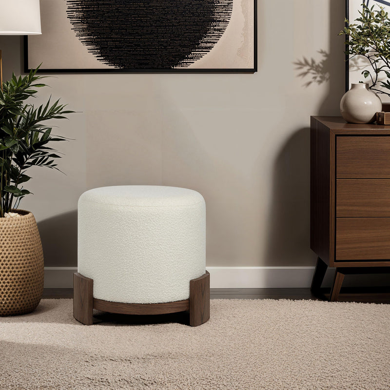 Chaves Stool & Pouf