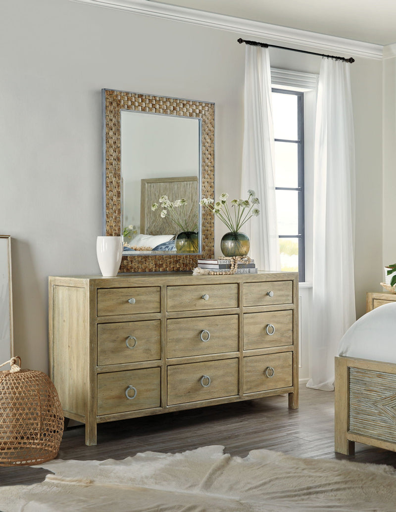 Surfrider - 9-Drawer Dresser - Light Brown