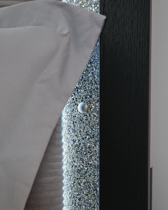 Maeling - Upholstered Panel Headboard