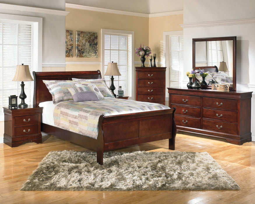 Alisdair Dark Brown Sleigh Bed - Full