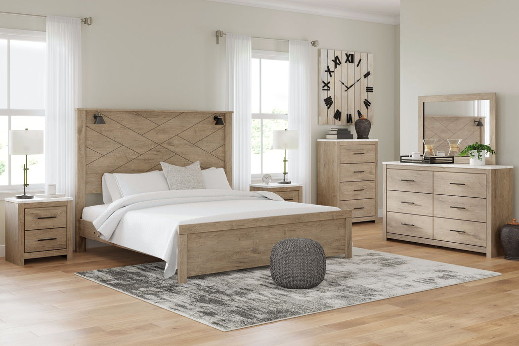 Senniberg Light Brown / White King Panel Bed