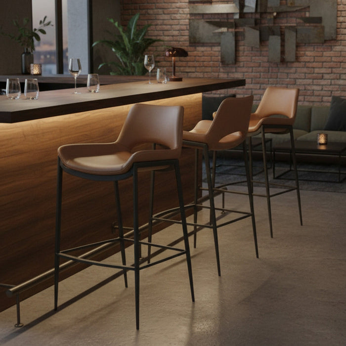 Icona 30" Bar Stool Saddle Black
