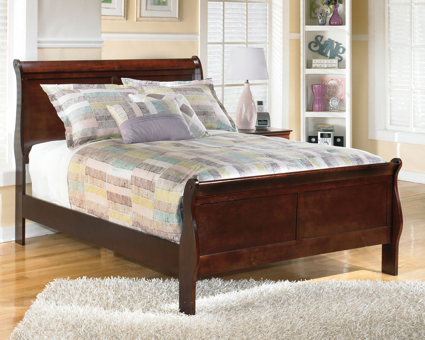 Alisdair Dark Brown Sleigh Bed - Full