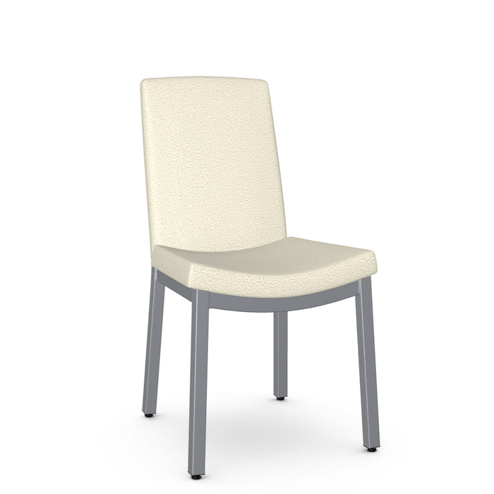 Maddie Chair