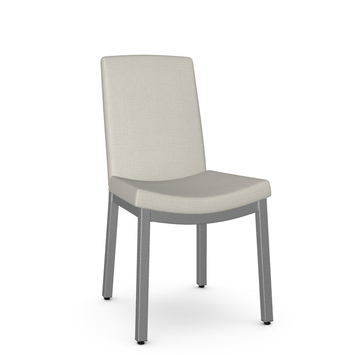 Maddie Chair