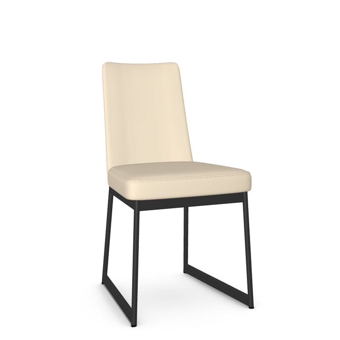 Zola Chair