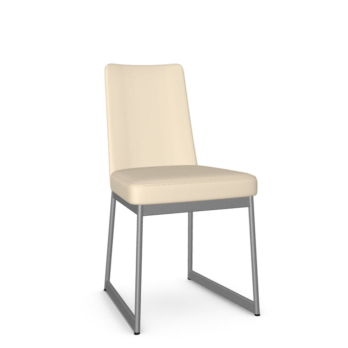 Zola Chair