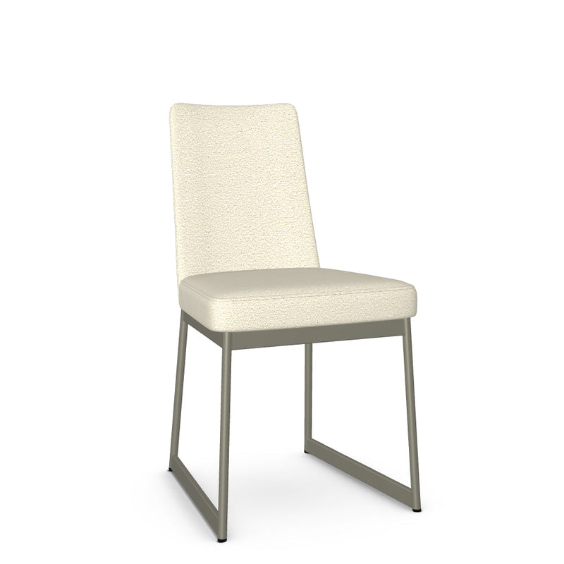 Zola Chair
