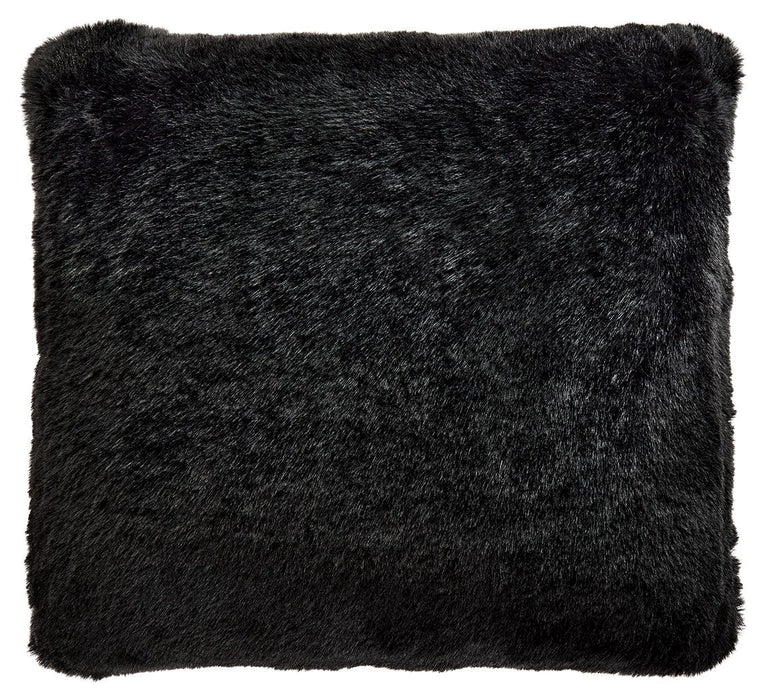 Gariland Pillow (Set of 4) - Black