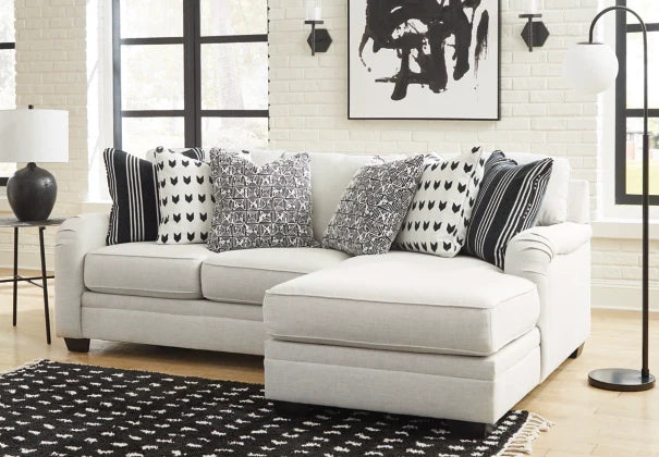 Huntsworth 2-Piece Sectional with RHF Chaise