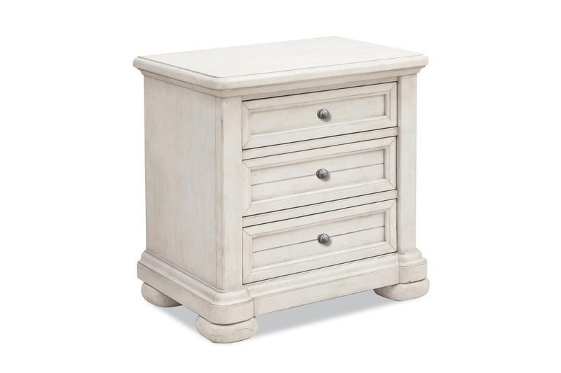 Nashville - Three Drawer Nightstand - Cloud