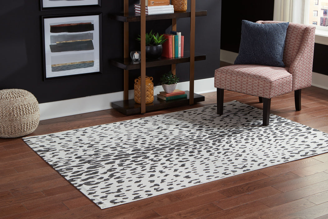 Samya Black / White/gray Rug