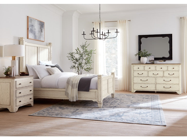 Americana Queen Panel Bed