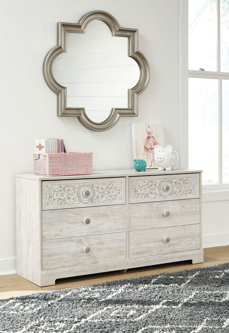 Paxberry - Six Drawer Dresser - Weatherworn - Whitewash