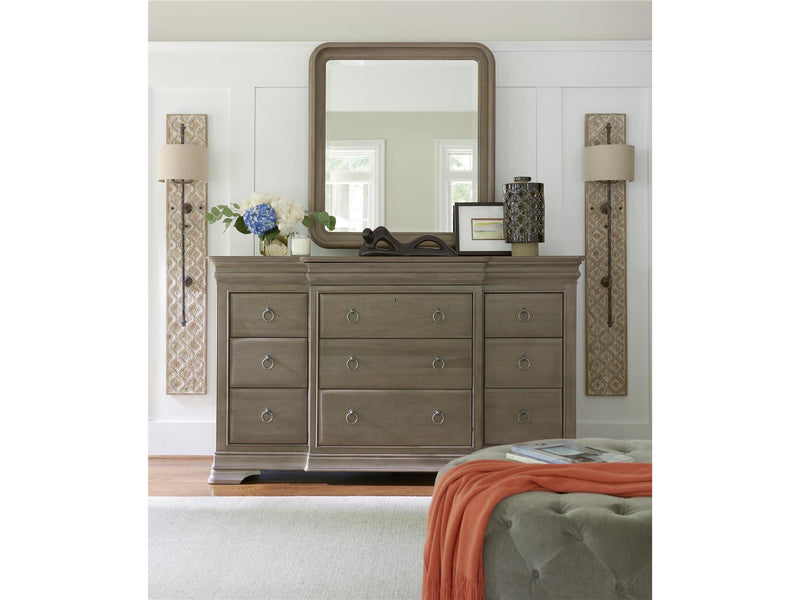 Reprise Dresser