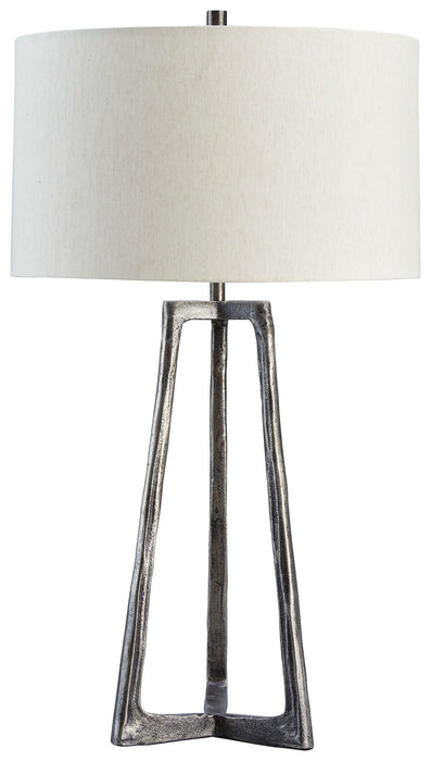 Wynlett Metal Table Lamp