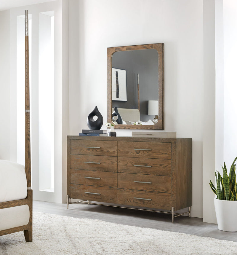 Chapman - 8-Drawer Dresser - Light Brown