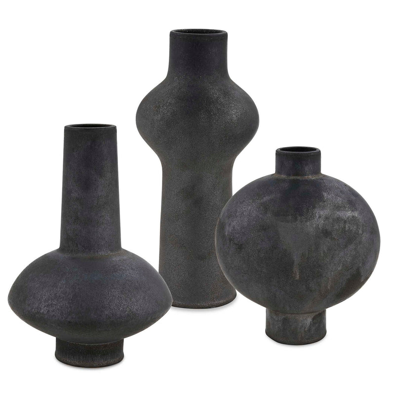 Charcoal Bloom - Indoor-Outdoor Vases (Set of 3) - Black / Gray