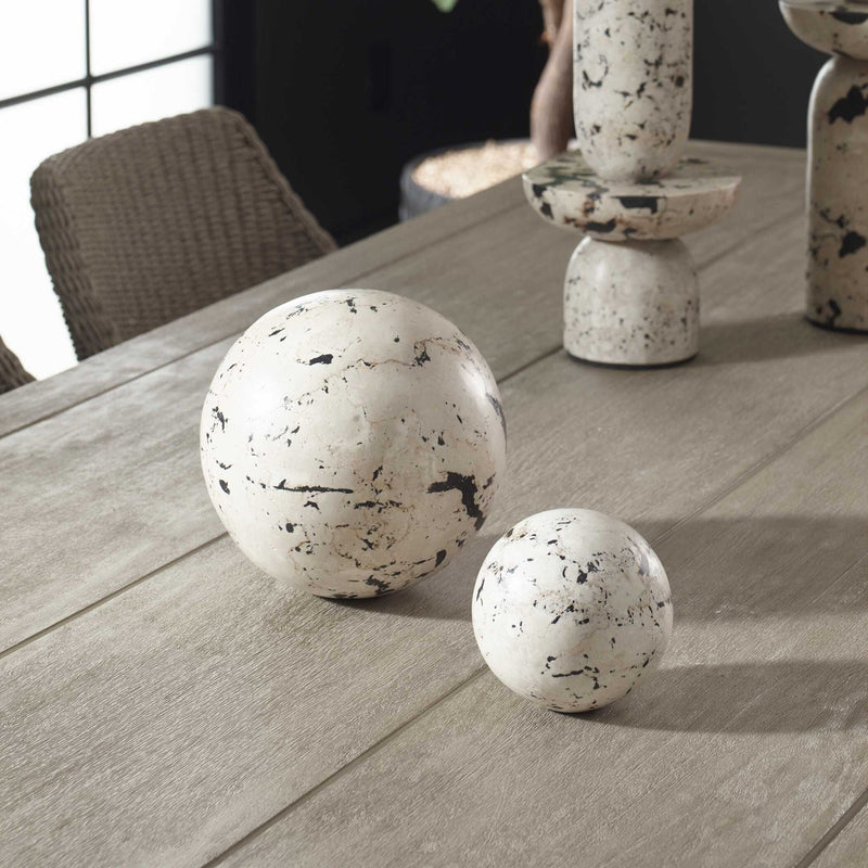 Nouveau - Indoor-Outdoor Spheres (Set of 2) - Black / White