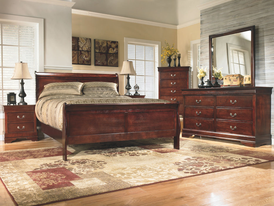 Alisdair Dark Brown Dresser, Mirror