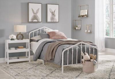 Trentlore Twin Metal Bed