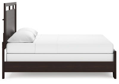 Covetown King Panel Bed