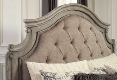 Lodenbay King Panel Bed