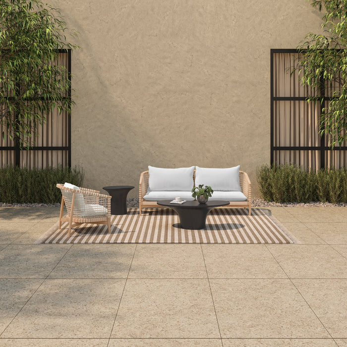 Kuna Outdoor Lounge Chair