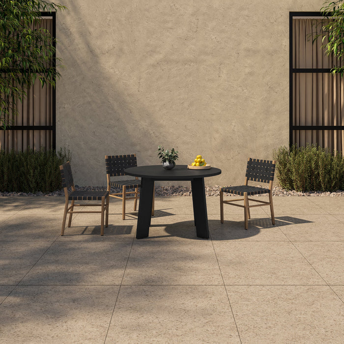 Delta Round Outdoor Dining Table
