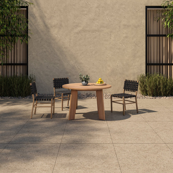 Delta Round Outdoor Dining Table
