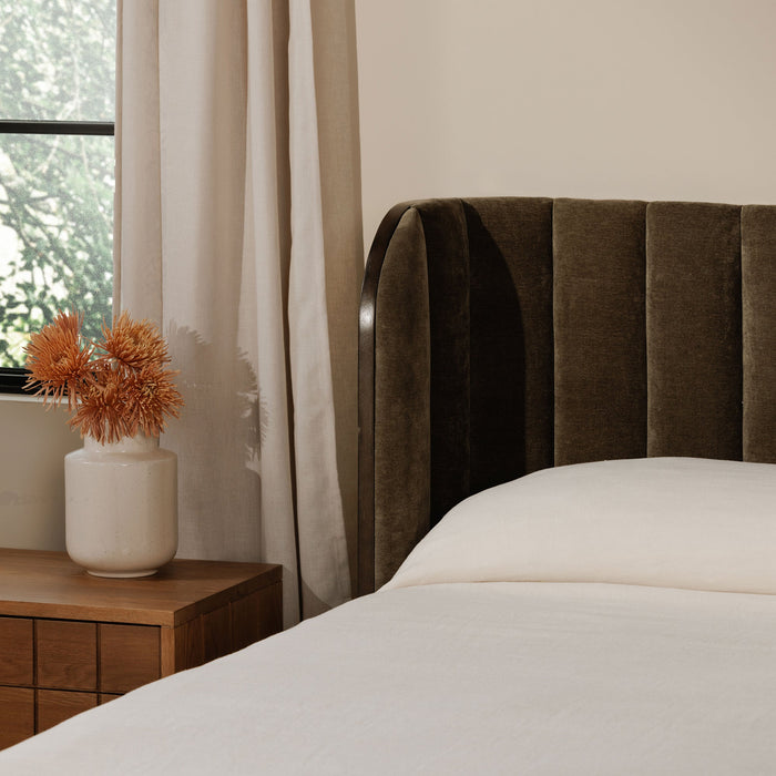 Scarlette Bed