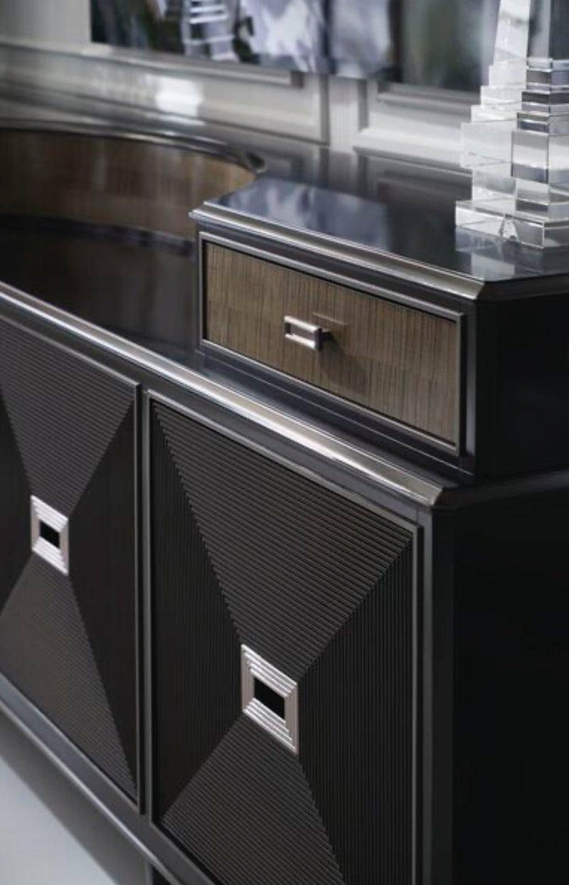 Caracole Gallerie Sideboard
