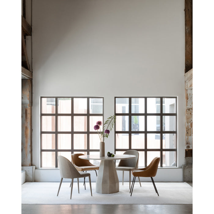 Templo Outdoor Dining Table