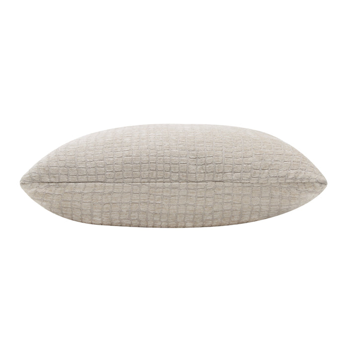 Lizzy Pillow