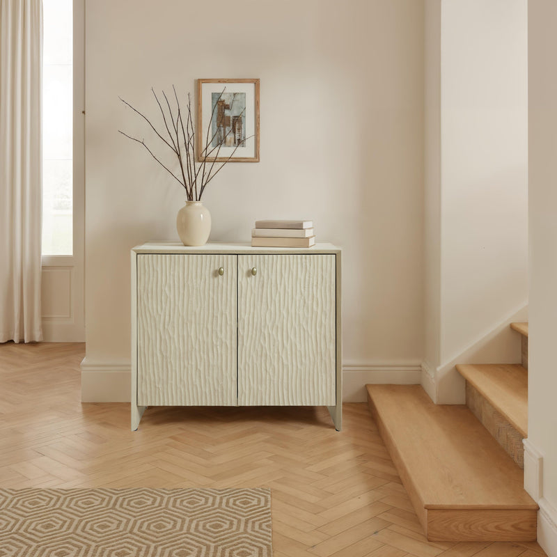 Aida Cabinet