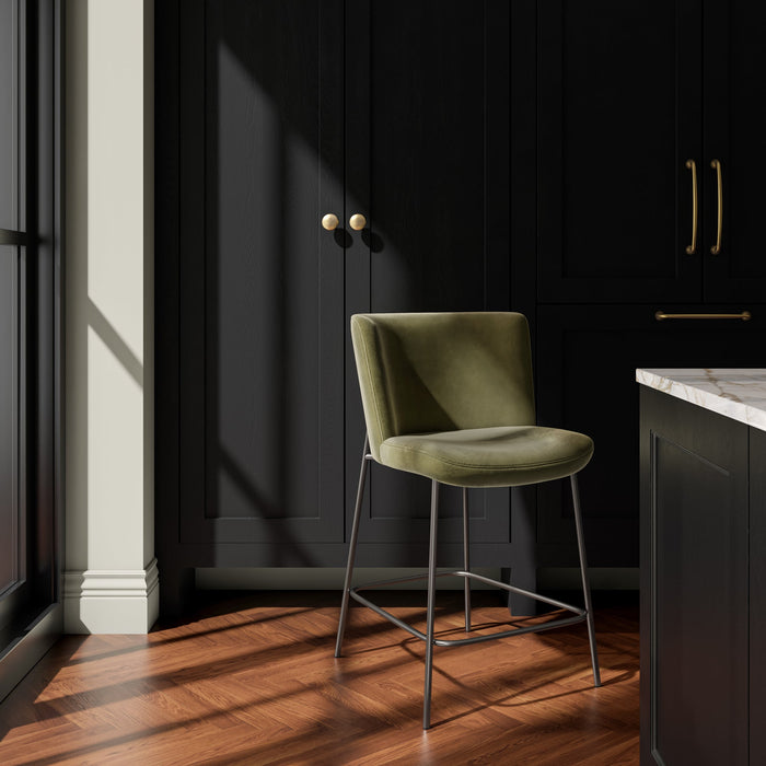 Early Counter Stool