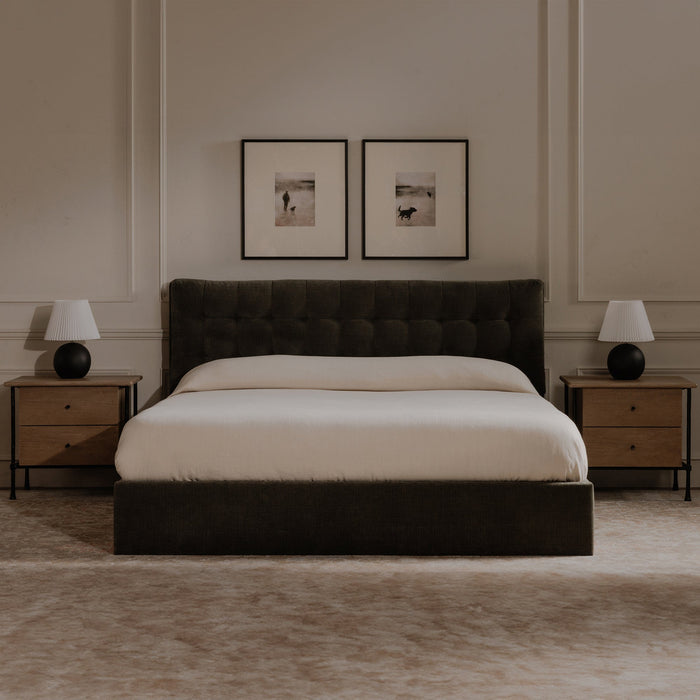 Tuve Table Lamp Black