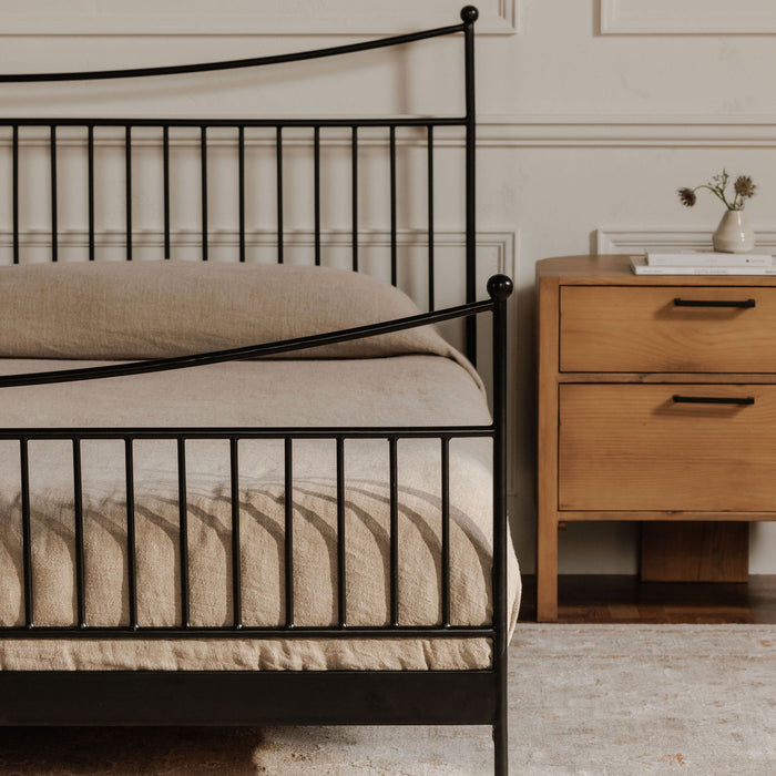 Monet - King Bed - Black