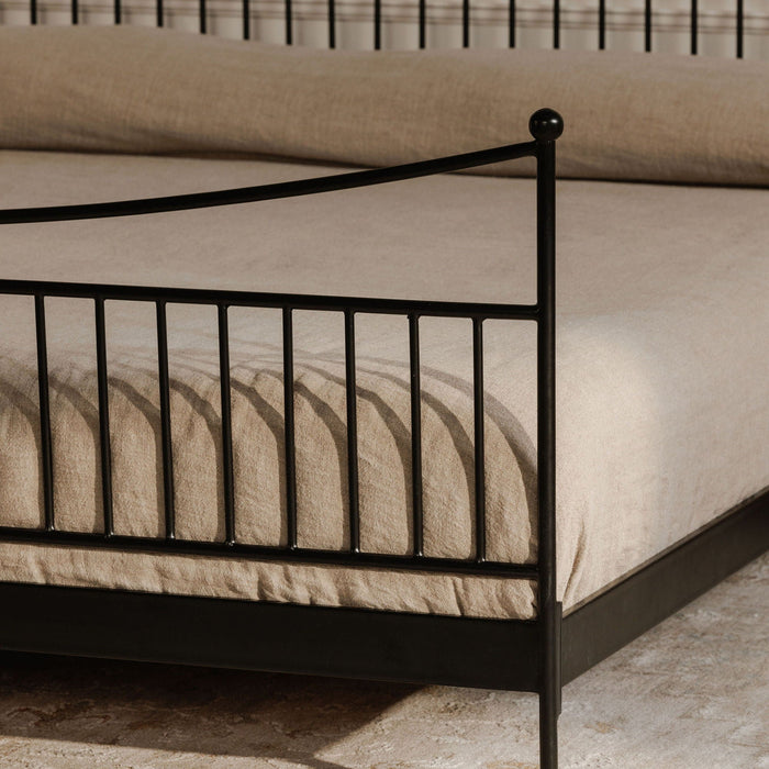 Monet - Queen Bed - Black